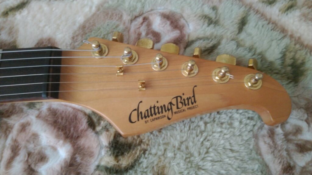 チャッティングバード　ChattingBird　ヘッド　ヘッドストック　安ギター